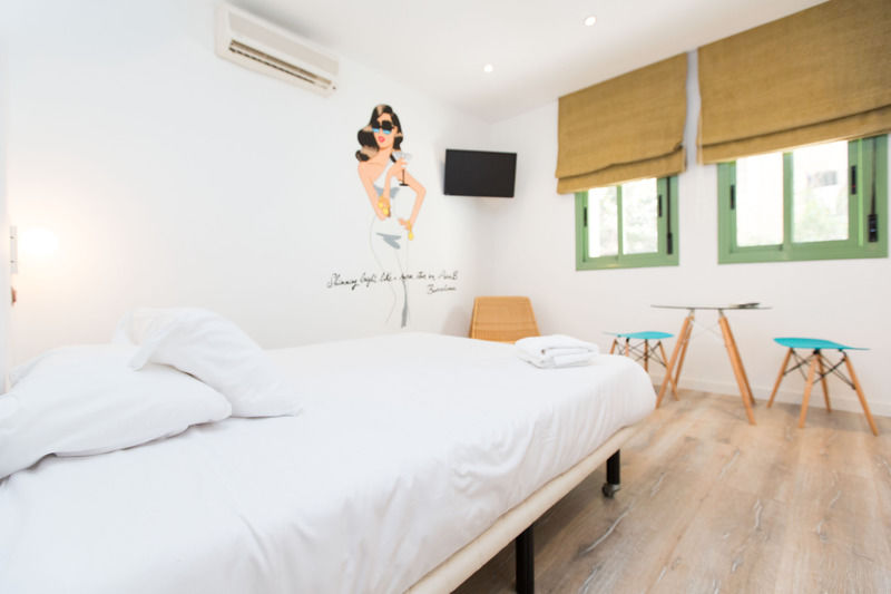 Ainb Las Ramblas-Colon Apartments Barcelona Eksteriør billede
