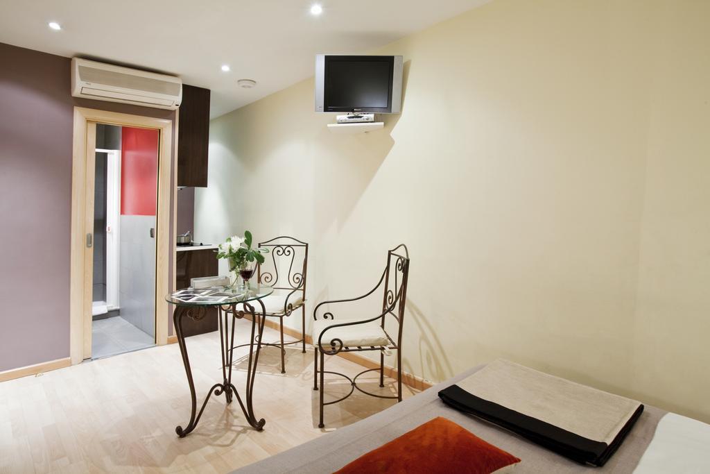 Ainb Las Ramblas-Colon Apartments Barcelona Eksteriør billede