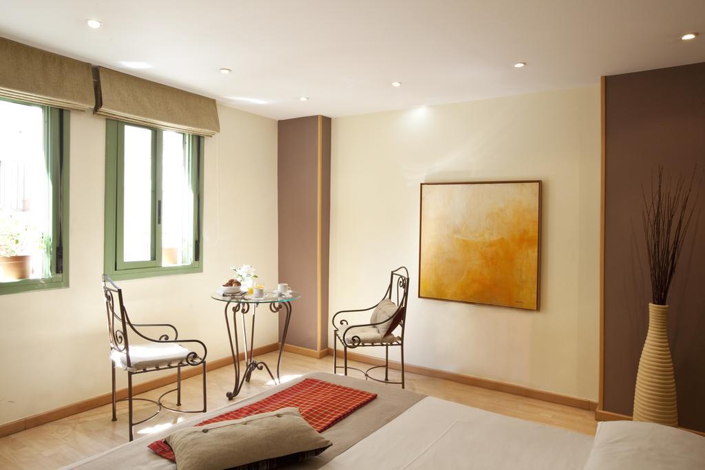 Ainb Las Ramblas-Colon Apartments Barcelona Eksteriør billede
